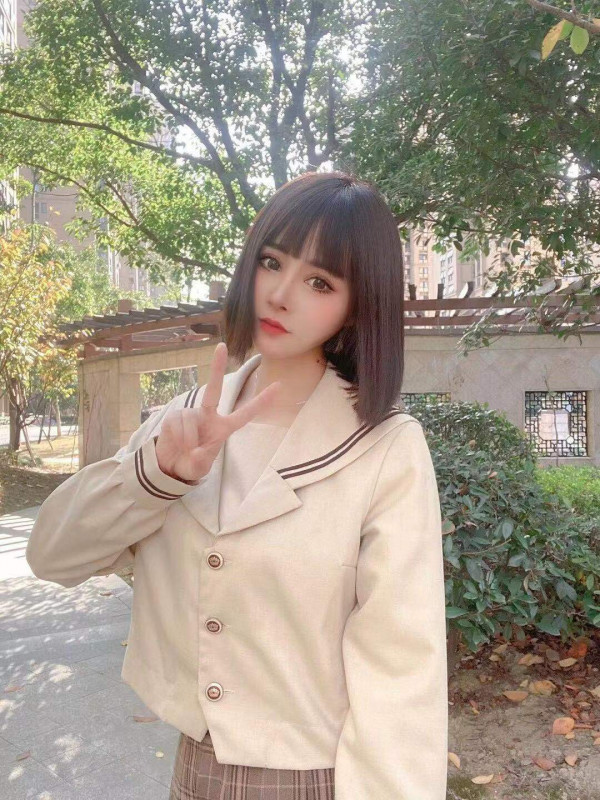 爱运动的可爱妹妹雨菲